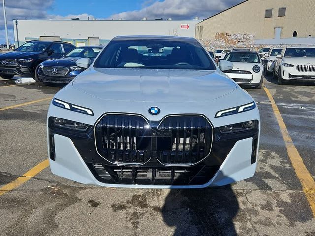 2025 BMW 7 Series 760i xDrive