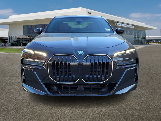 2025 BMW 7 Series 760i xDrive