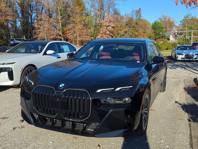 2025 BMW 7 Series 740i xDrive