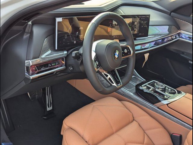 2025 BMW 7 Series 740i