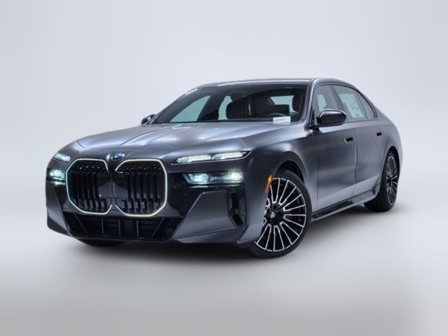 2025 BMW 7 Series 740i