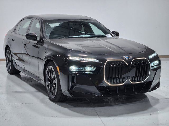 2025 BMW 7 Series 740i