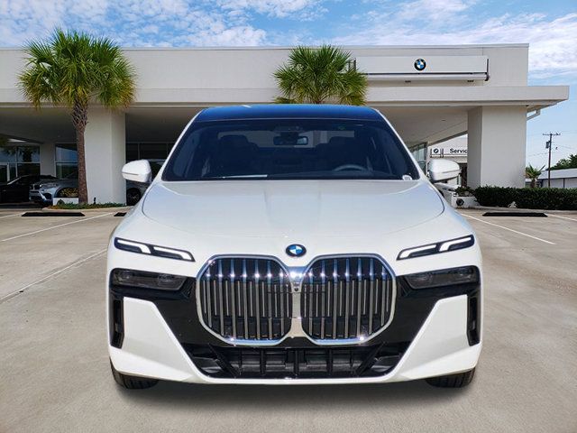 2025 BMW 7 Series 740i