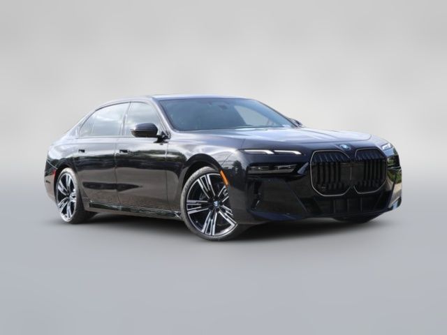 2025 BMW 7 Series 740i