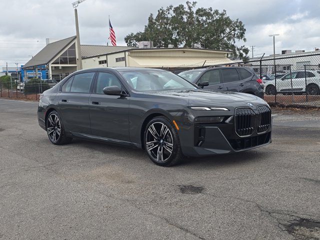 2025 BMW 7 Series 740i