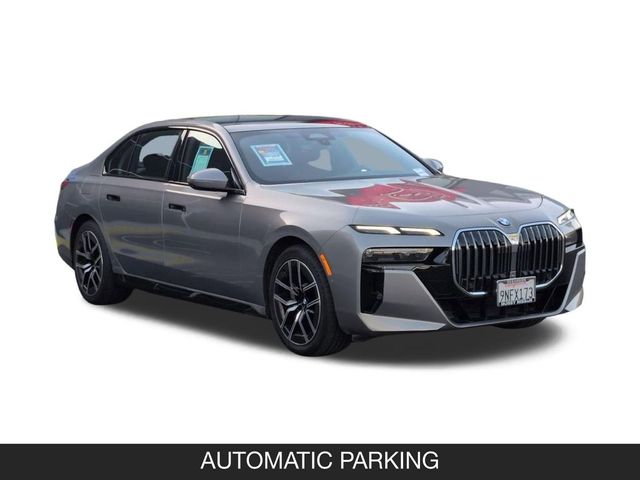 2025 BMW 7 Series 740i