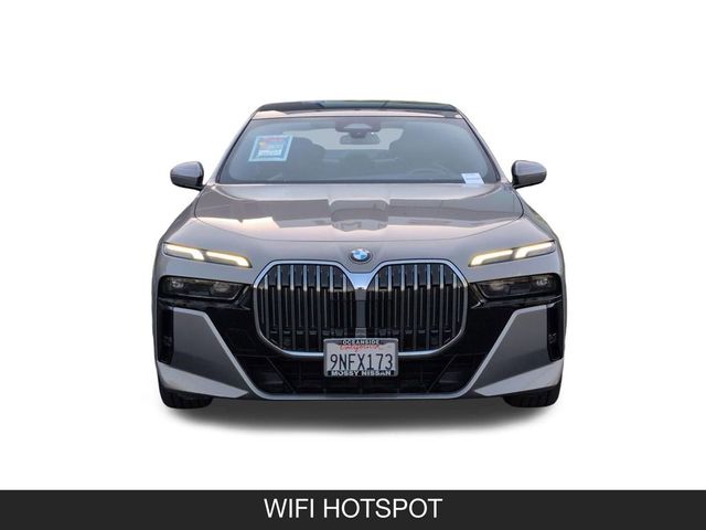 2025 BMW 7 Series 740i