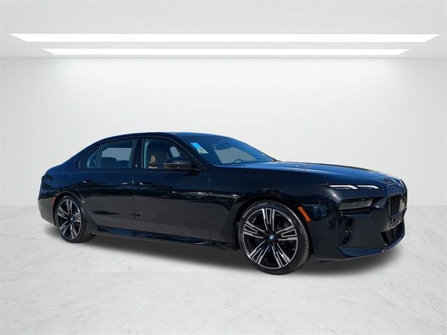 2025 BMW 7 Series 740i