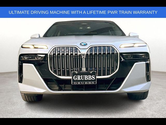 2025 BMW 7 Series 740i