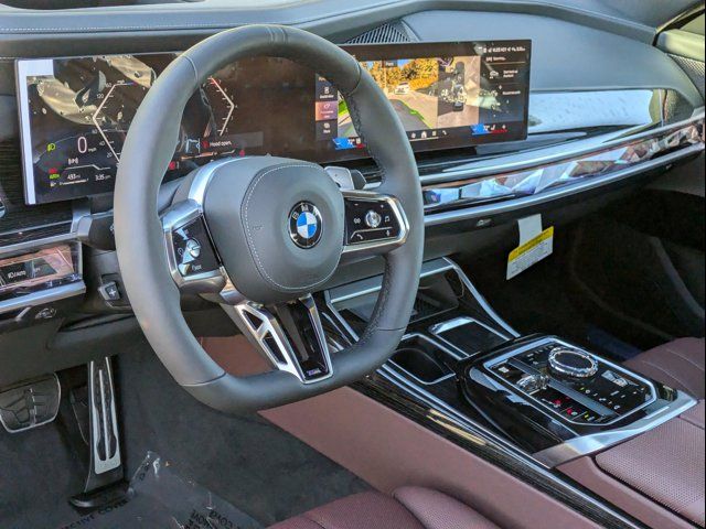 2025 BMW 7 Series 740i