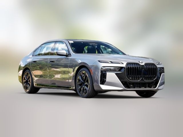 2025 BMW 7 Series 740i