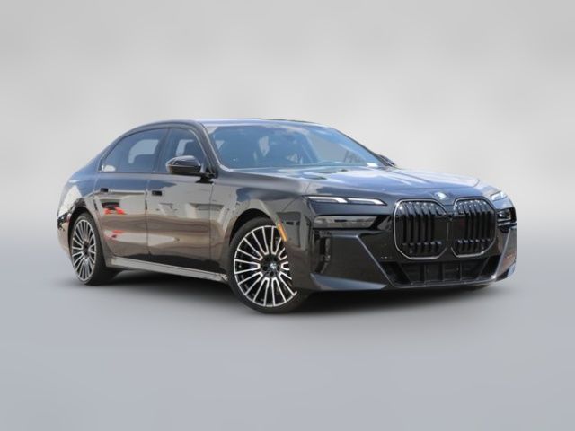 2025 BMW 7 Series 740i