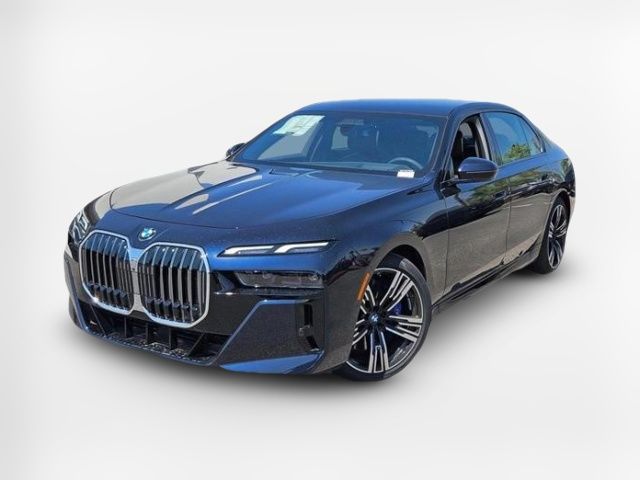 2025 BMW 7 Series 740i