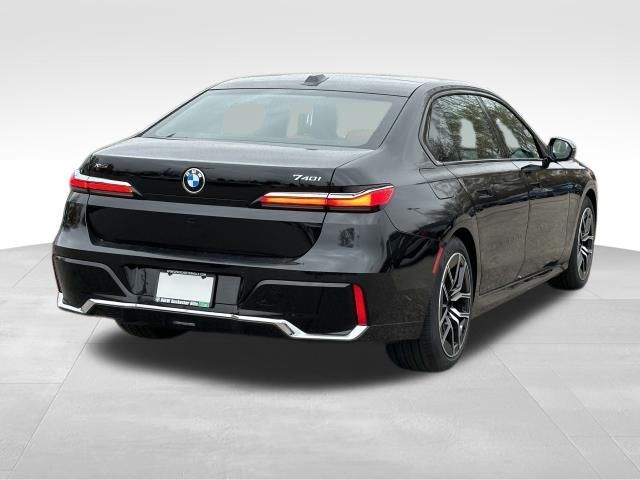 2025 BMW 7 Series 740i xDrive