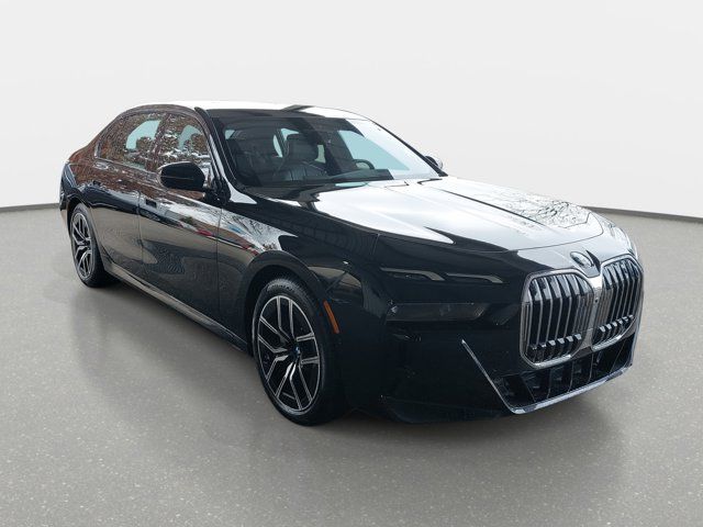 2025 BMW 7 Series 740i xDrive