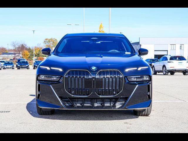 2025 BMW 7 Series 740i xDrive