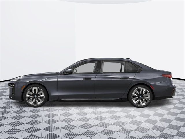 2025 BMW 7 Series 740i xDrive