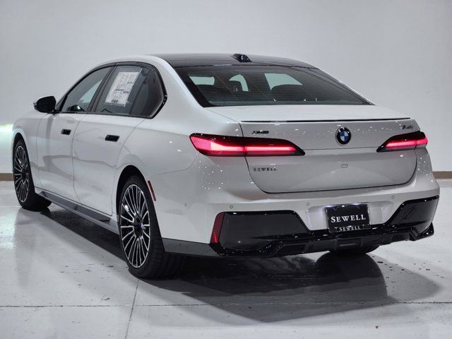 2025 BMW 7 Series 740i xDrive