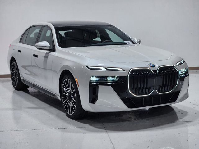 2025 BMW 7 Series 740i xDrive