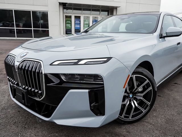 2025 BMW 7 Series 740i xDrive