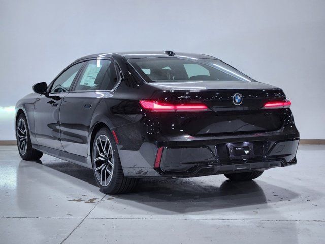 2025 BMW 7 Series 740i xDrive