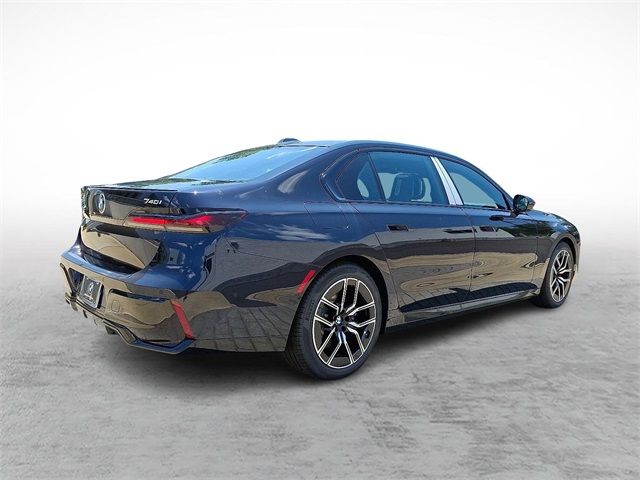 2025 BMW 7 Series 740i xDrive