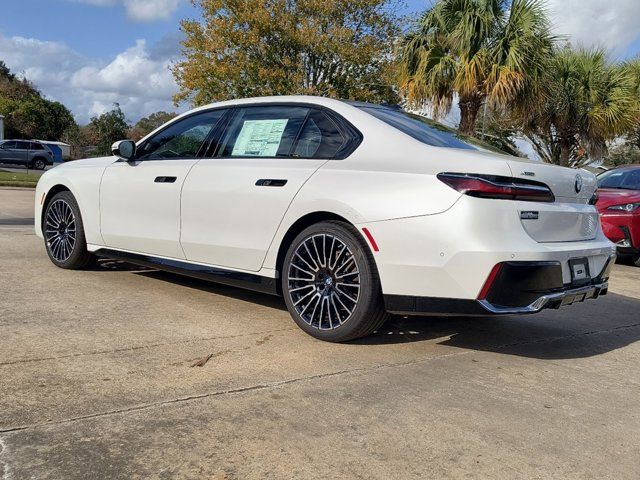 2025 BMW 7 Series 740i xDrive