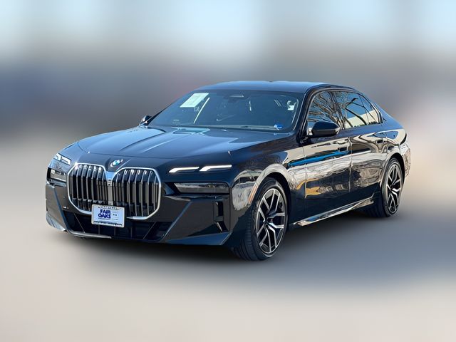 2025 BMW 7 Series 740i xDrive