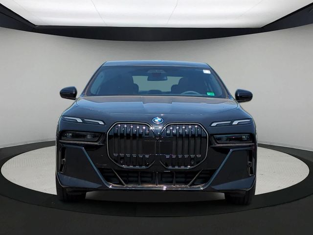 2025 BMW 7 Series 750e xDrive