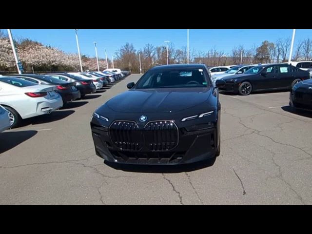 2025 BMW 7 Series 750e xDrive