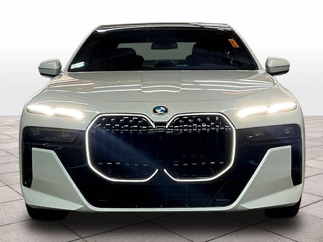 2025 BMW 7 Series 760i xDrive