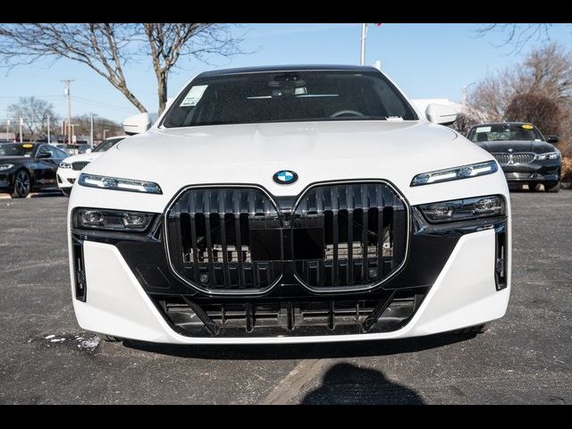 2025 BMW 7 Series 760i xDrive