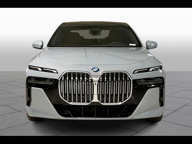 2025 BMW 7 Series 760i xDrive