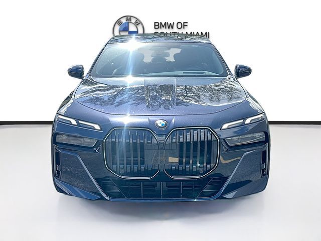 2025 BMW 7 Series 760i xDrive