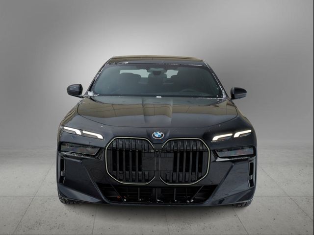 2025 BMW 7 Series 760i xDrive