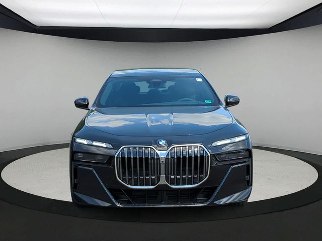 2025 BMW 7 Series 760i xDrive