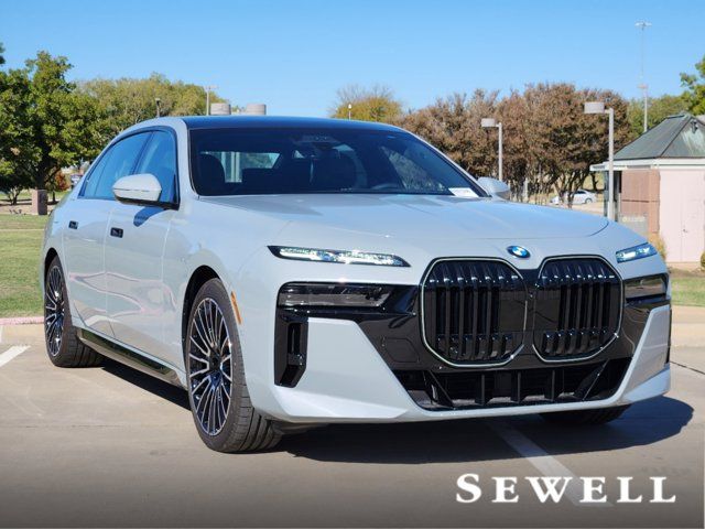 2025 BMW 7 Series 760i xDrive