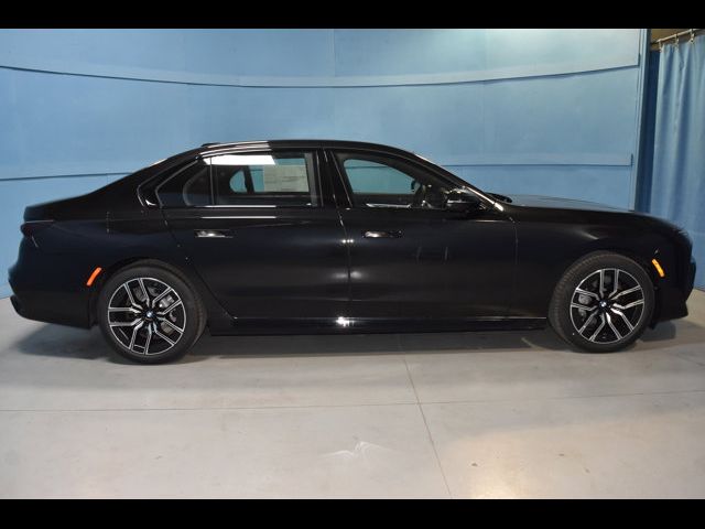 2025 BMW 7 Series 760i xDrive