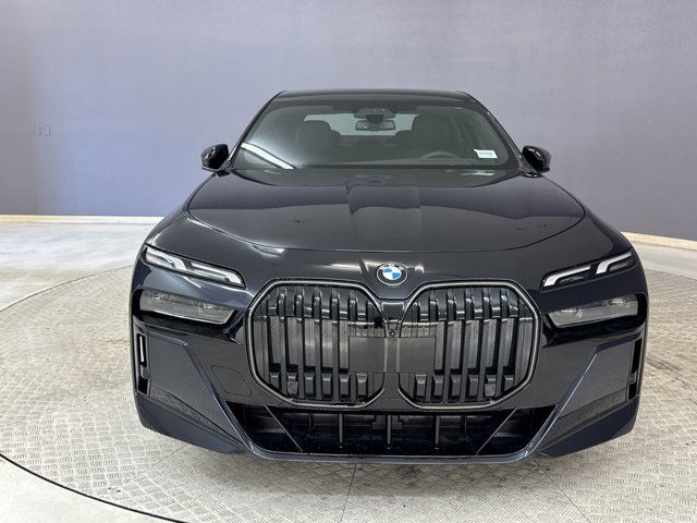 2025 BMW 7 Series 760i xDrive