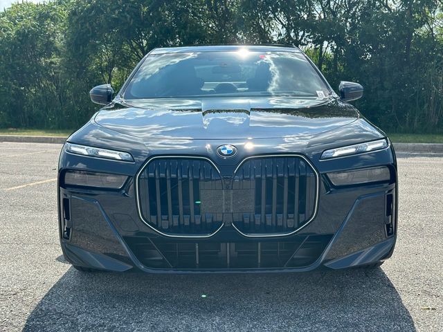 2025 BMW 7 Series 760i xDrive