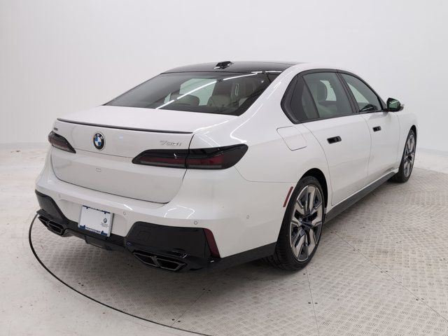 2025 BMW 7 Series 760i xDrive