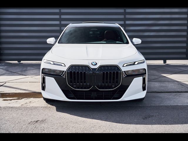2025 BMW 7 Series 760i xDrive