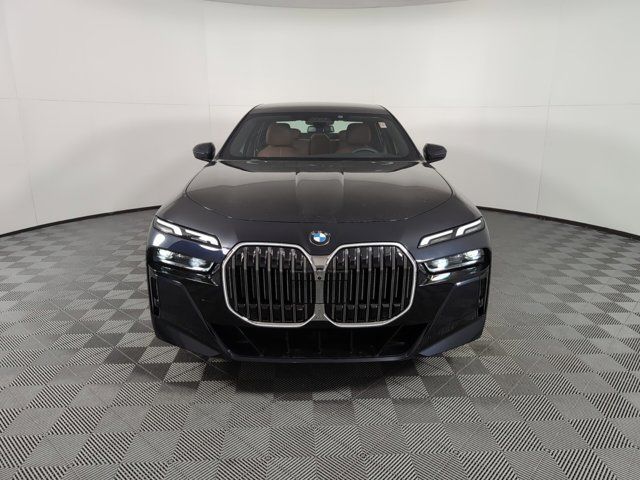 2025 BMW 7 Series 760i xDrive