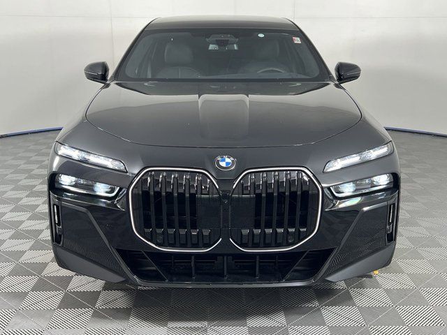 2025 BMW 7 Series 760i xDrive