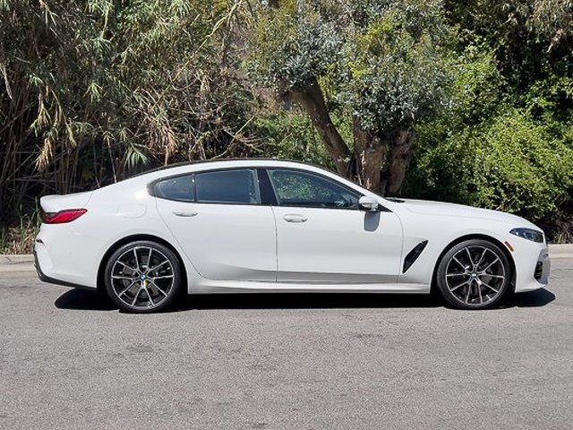 2025 BMW 8 Series 840i