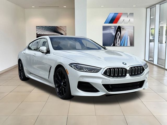 2025 BMW 8 Series 840i