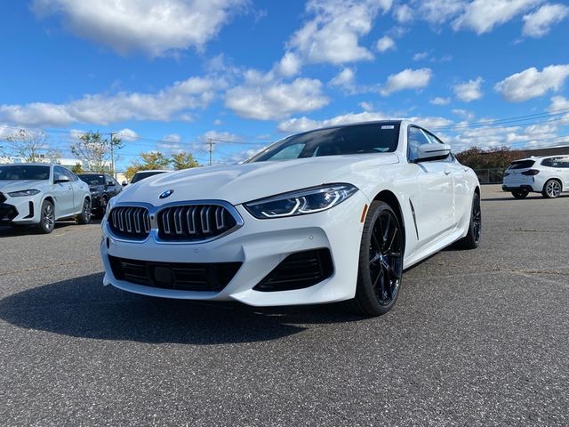 2025 BMW 8 Series 840i