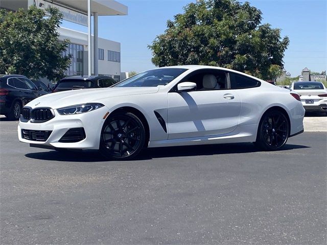 2025 BMW 8 Series 840i