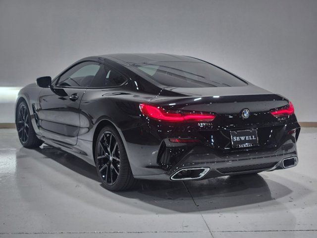 2025 BMW 8 Series 840i