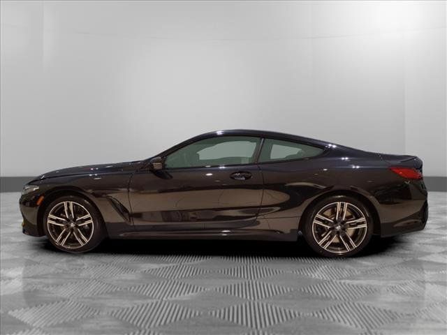 2025 BMW 8 Series 840i